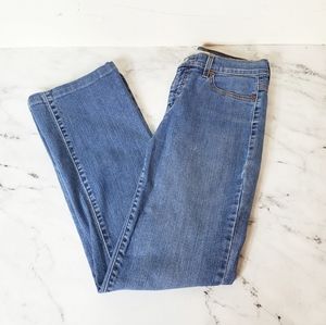 Levis Perfectly Slimming Boot Cut 512 Jeans
